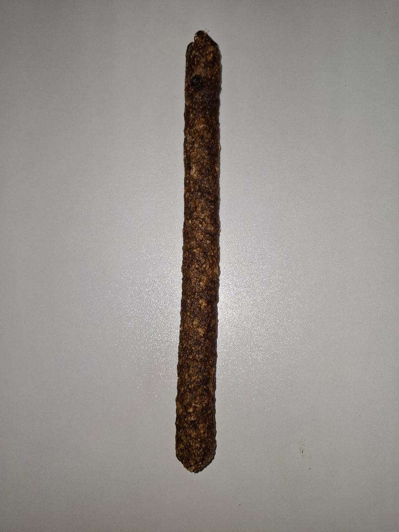 type_sausage, protein_beef, chew_soft, fat_medium, age_puppy_safe, age_senior_friendly, wellness_digestion